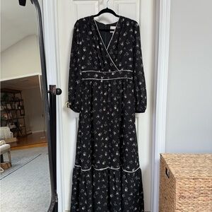 GalMeetsGlam Ariana Floral Black Maxi Dress